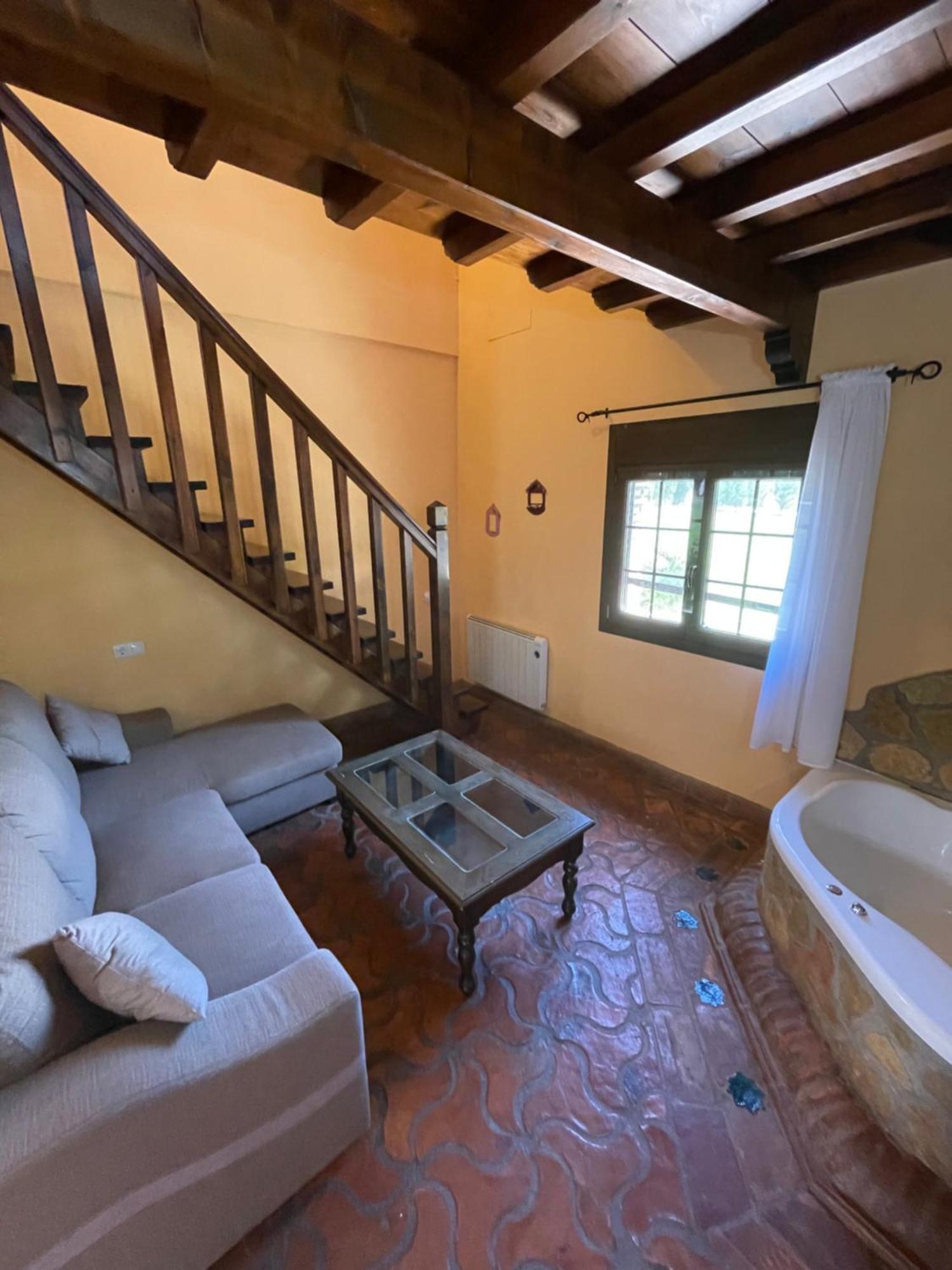 ホテル La Hacienda Del Marquesado Albunan エクステリア 写真