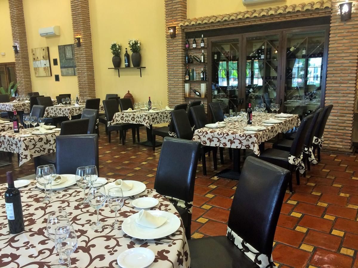 ホテル La Hacienda Del Marquesado Albunan エクステリア 写真